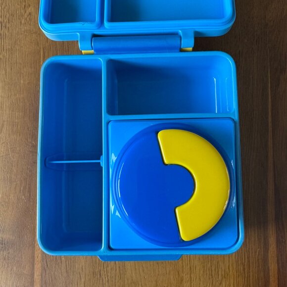 OMIEBOX Kids Lunch Box Blue Yellow School Bento Snacks Omie Snack Child Lunchbox - Picture 13 of 14